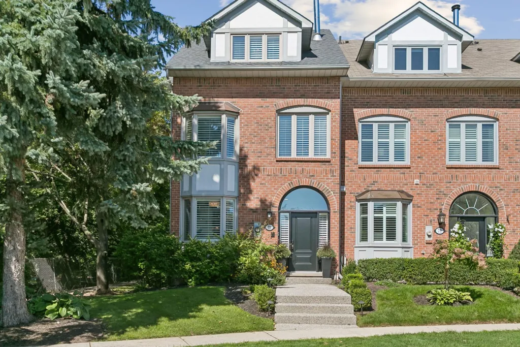 73 Windhaven Place, Oakville — front exterior